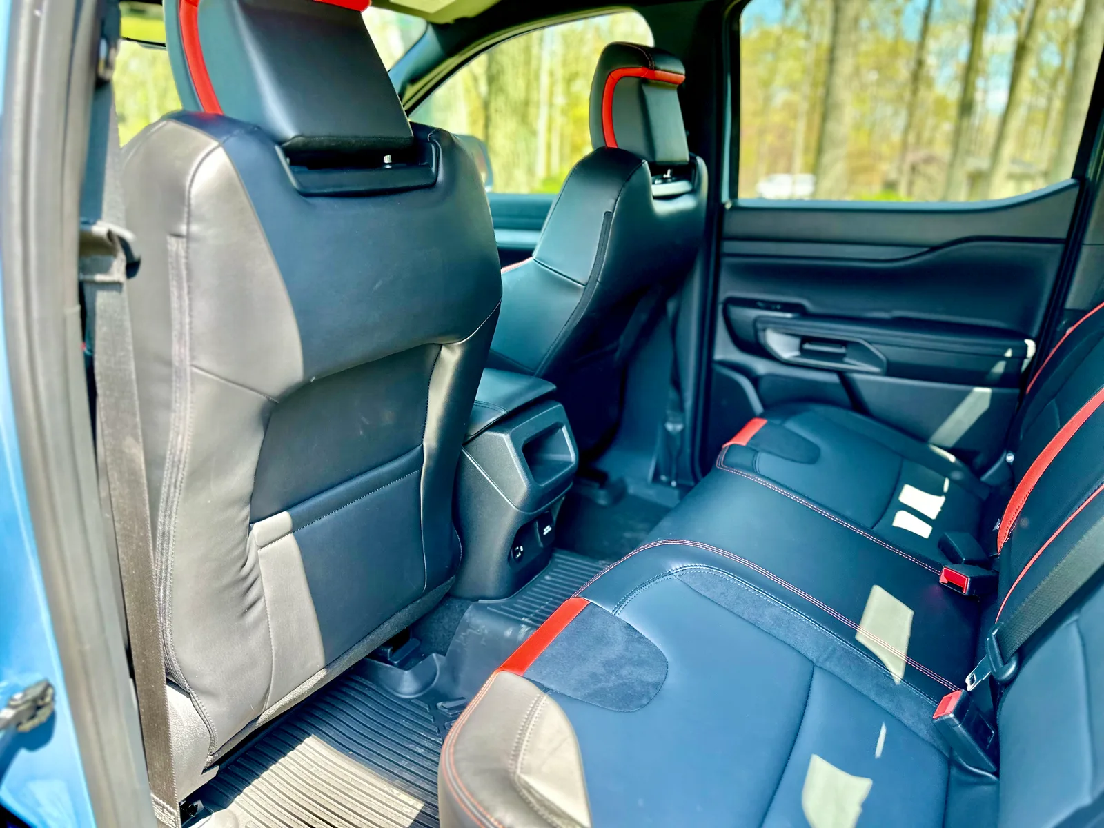 2024 Ford Ranger Reveal: How Does It Compare to the Chevrolet Colorado?