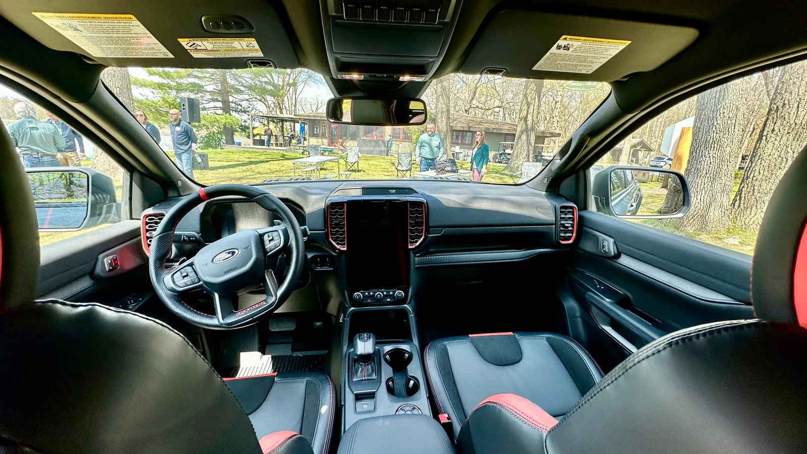 2024 Ford Ranger Reveal: How Does It Compare to the Chevrolet Colorado?