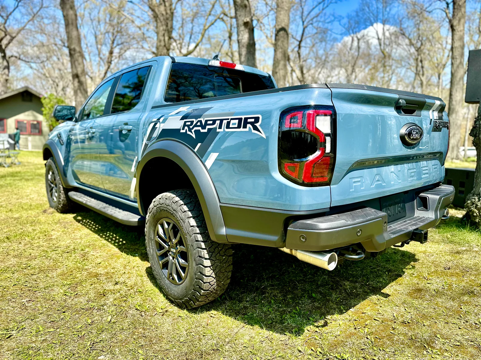 2024 Ford Ranger Reveal: How Does It Compare to the Chevrolet Colorado?