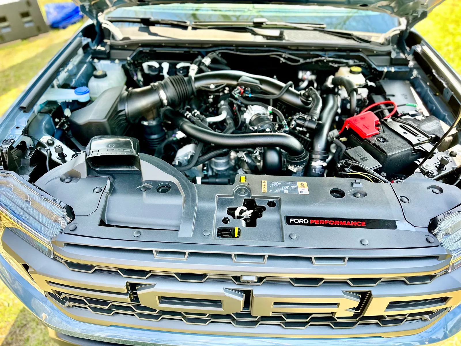 2024 Ford Ranger Reveal: How Does It Compare to the Chevrolet Colorado?