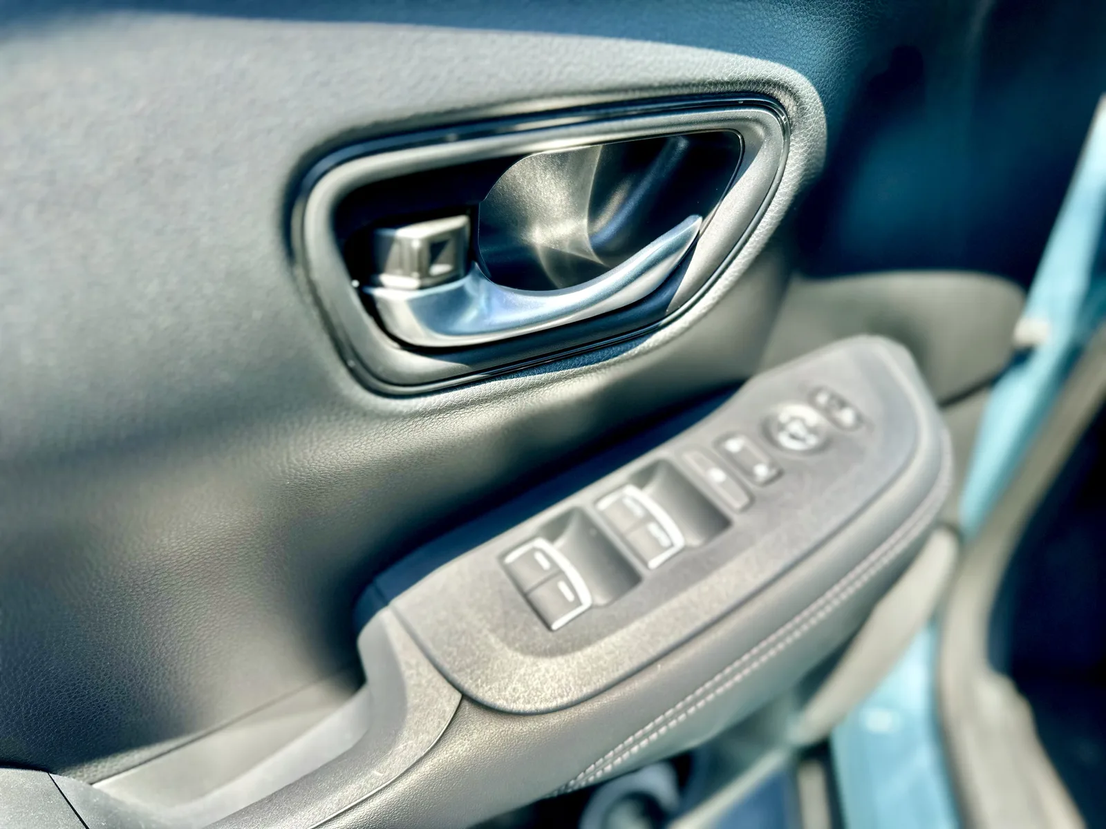 2023 Honda HR-V AWD EX-L: A Perfectly Fine AWD Alternative to the FWD-Only Chevy Trax