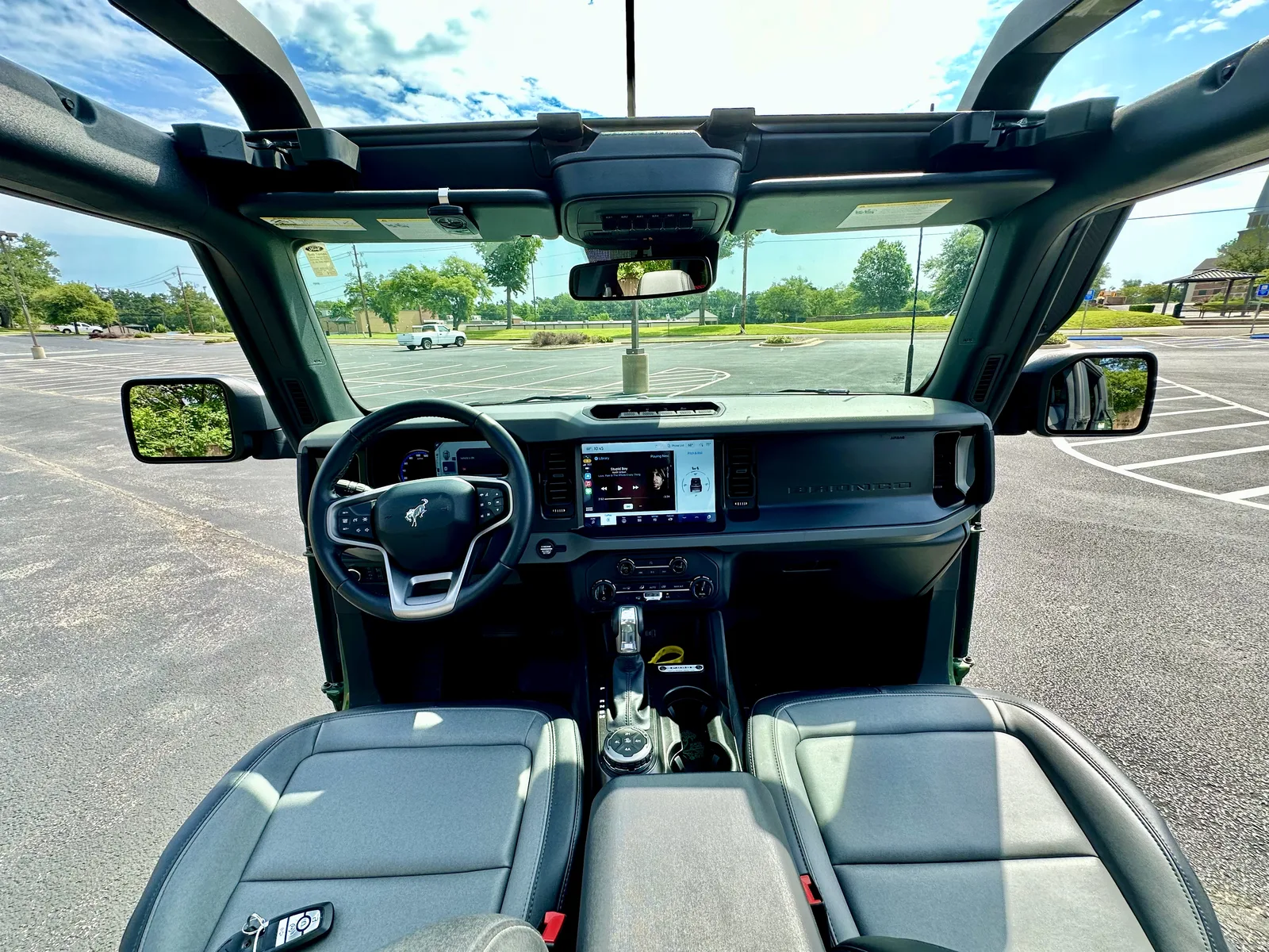 2022 Ford Bronco Everglades: Florida Man's Bronco - A Deep Dive & Off-Road Demo