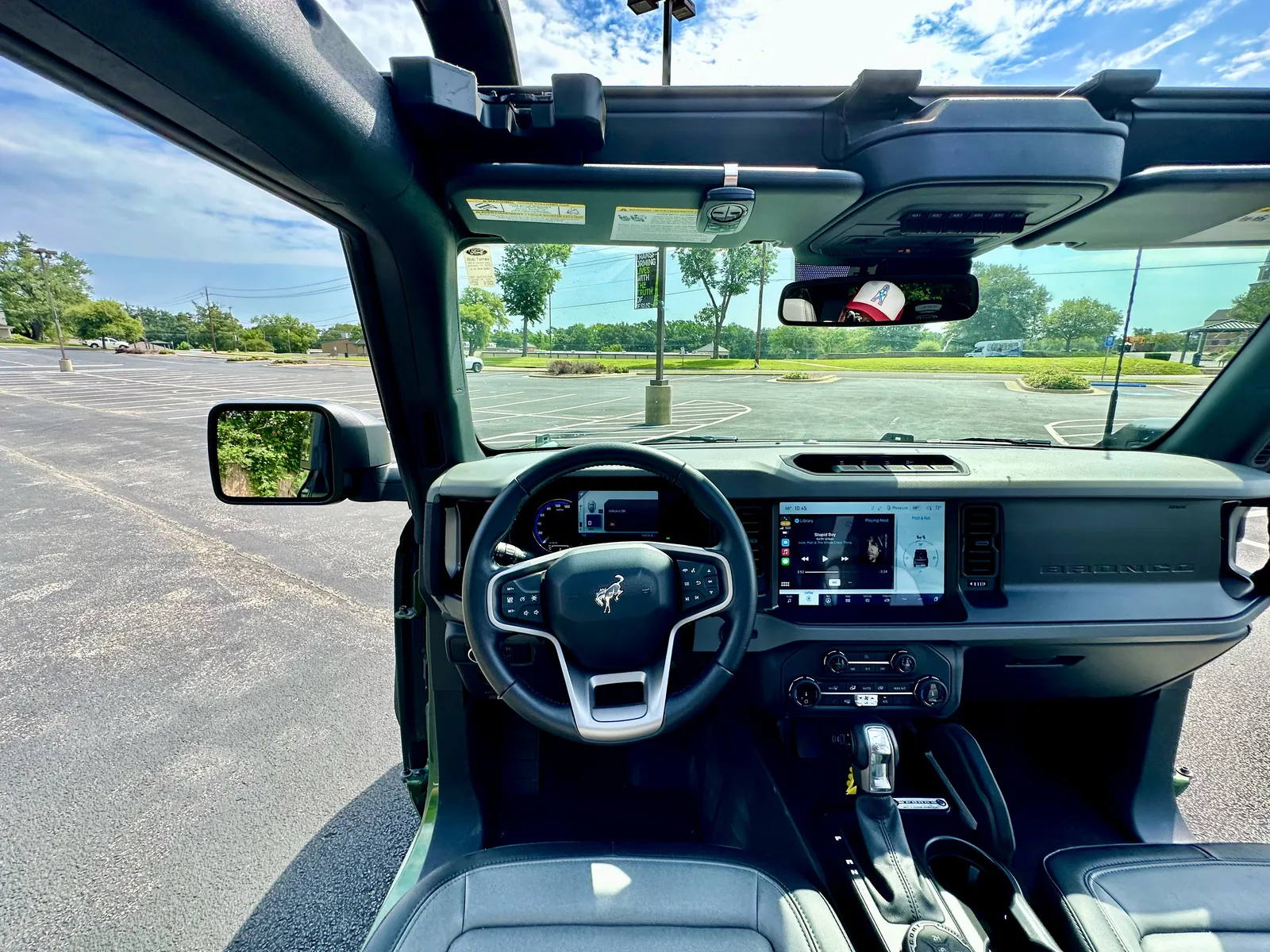 2022 Ford Bronco Everglades: Florida Man's Bronco - A Deep Dive & Off-Road Demo