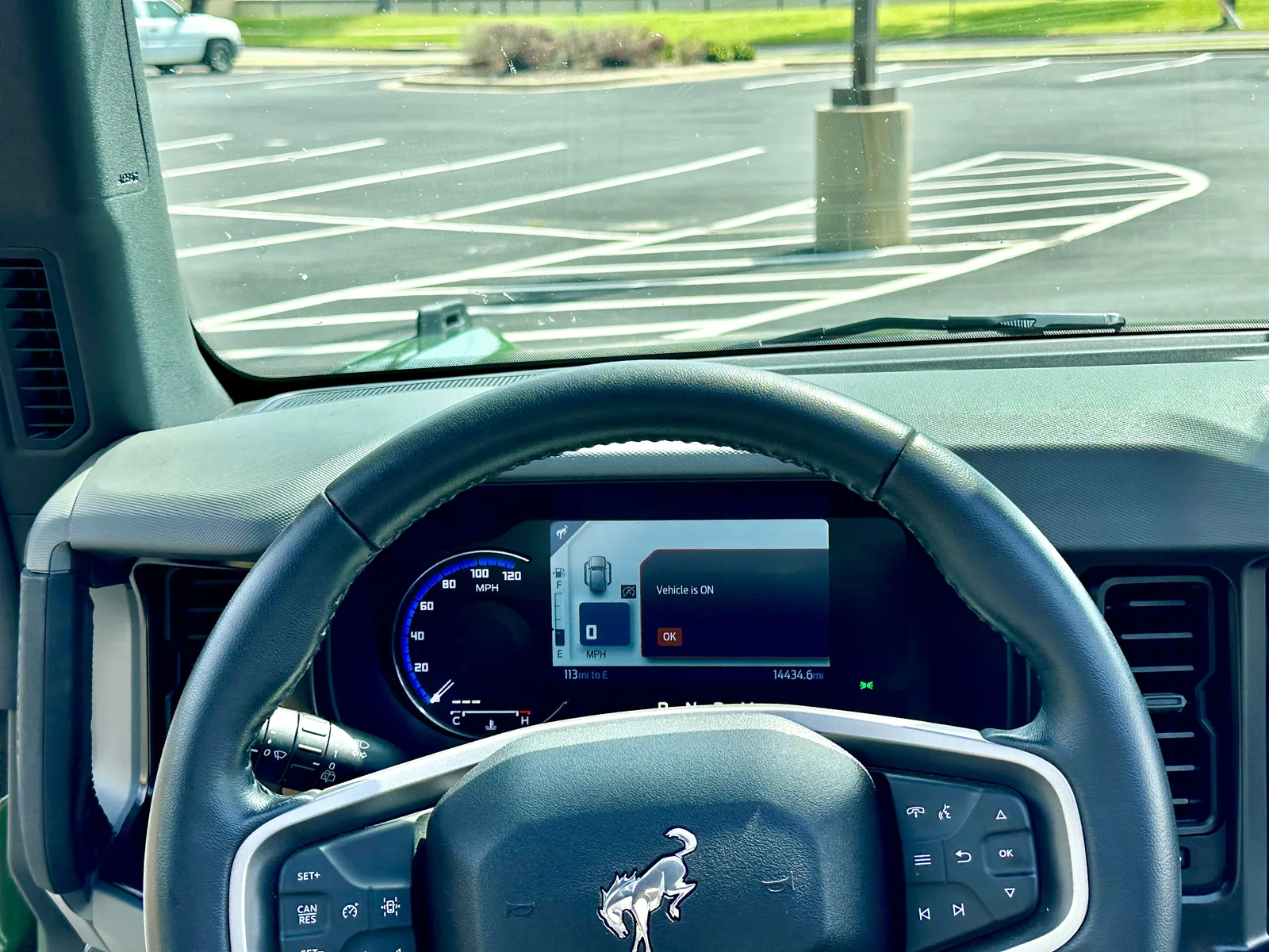 2022 Ford Bronco Everglades: Florida Man's Bronco - A Deep Dive & Off-Road Demo