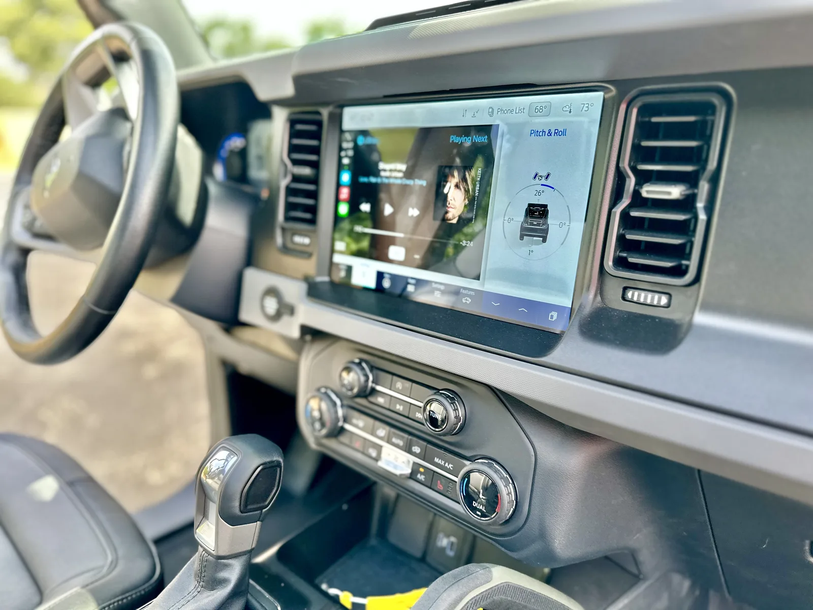 2022 Ford Bronco Everglades: Florida Man's Bronco - A Deep Dive & Off-Road Demo