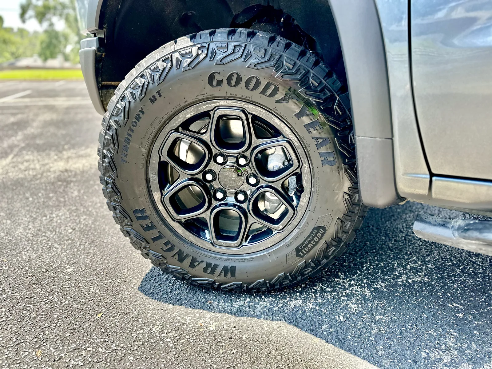 2023 Chevrolet Silverado ZR2 AEV Bison: Is Off-road Prowess Enough for On-Road Sacrifices?