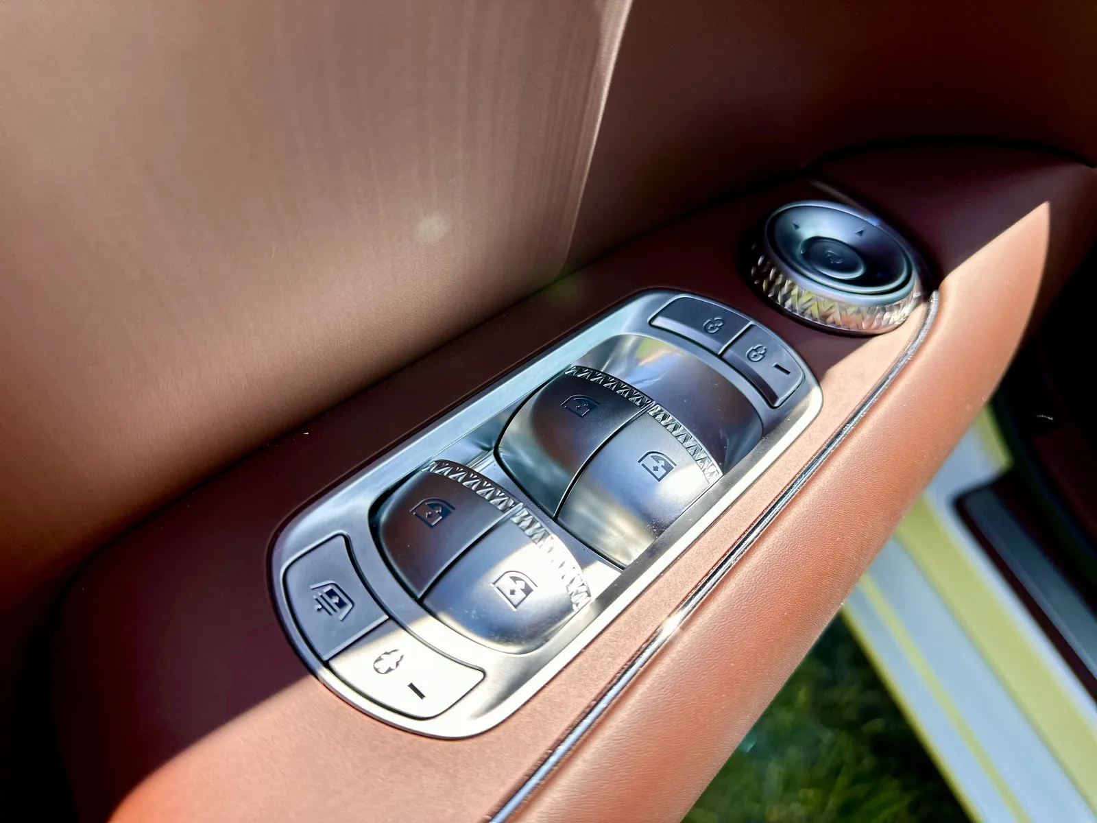 2023 Genesis G90: A Budget Rolls Royce that Won Car of the Year