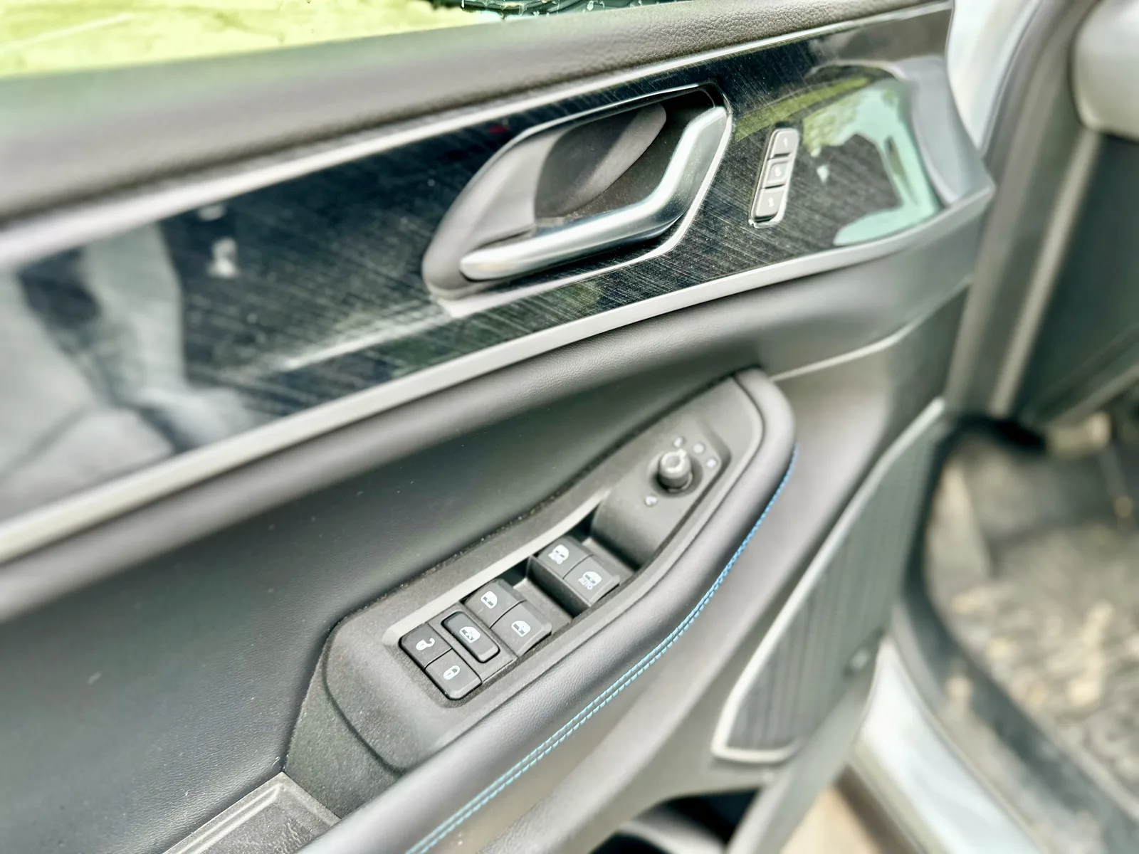 2023 Jeep Grand Cherokee Trailhawk 4xe: First Drive