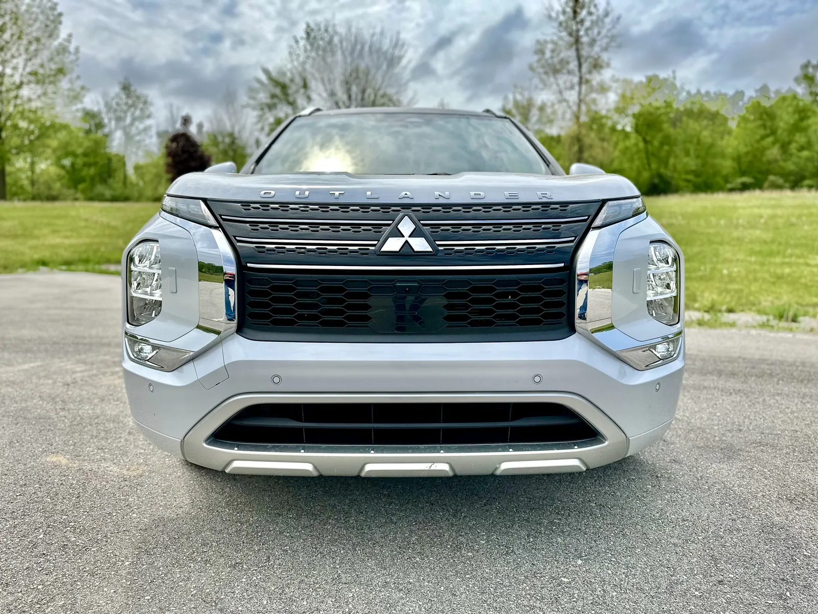 2023 Mitsubishi Outlander PHEV: The Gateway into Electrification