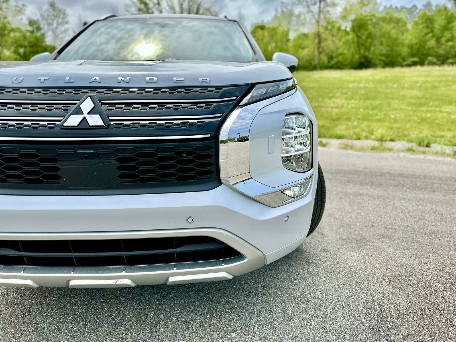 2023 Mitsubishi Outlander PHEV: The Gateway into Electrification