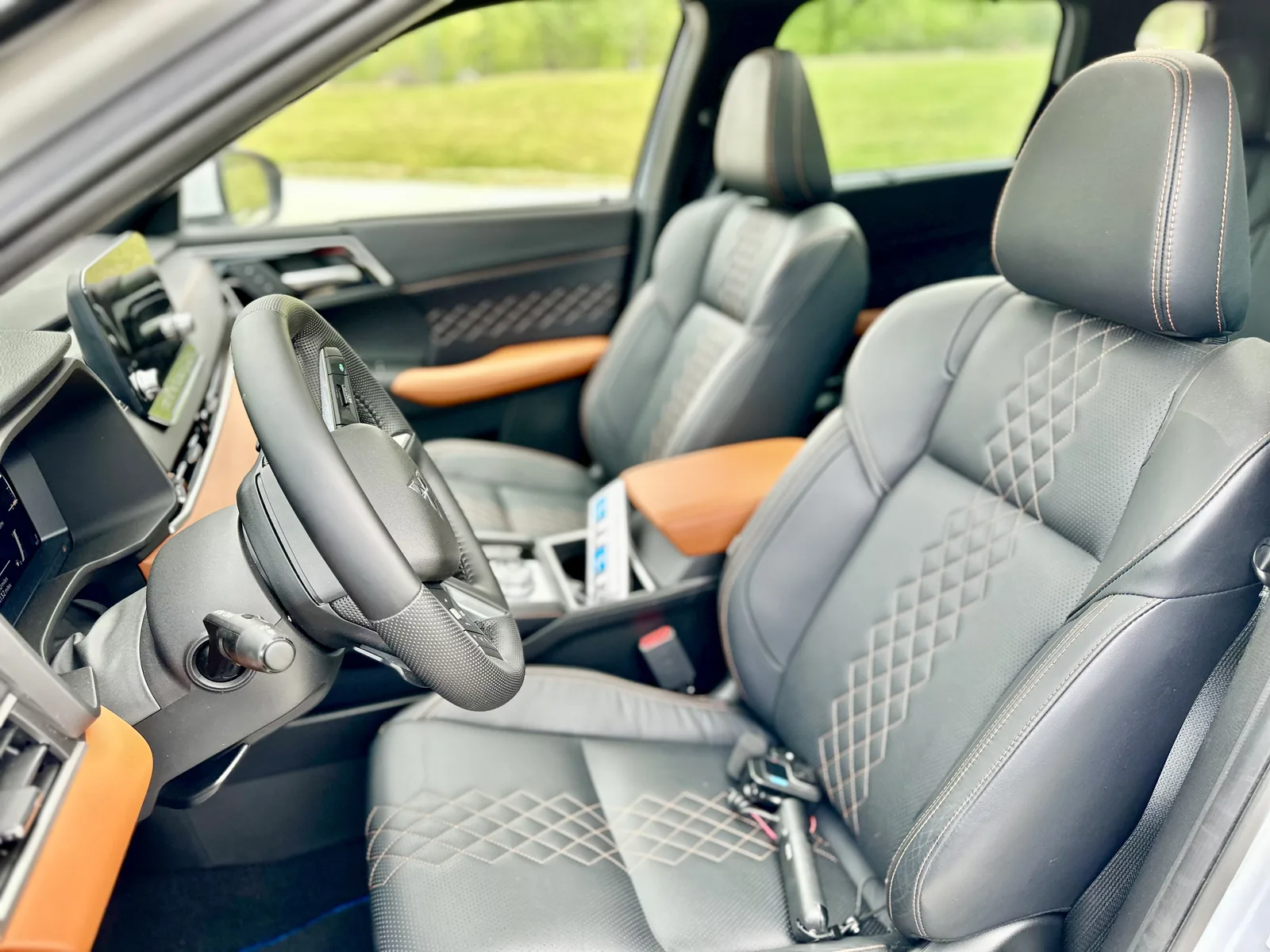 2023 Mitsubishi Outlander PHEV: The Gateway into Electrification