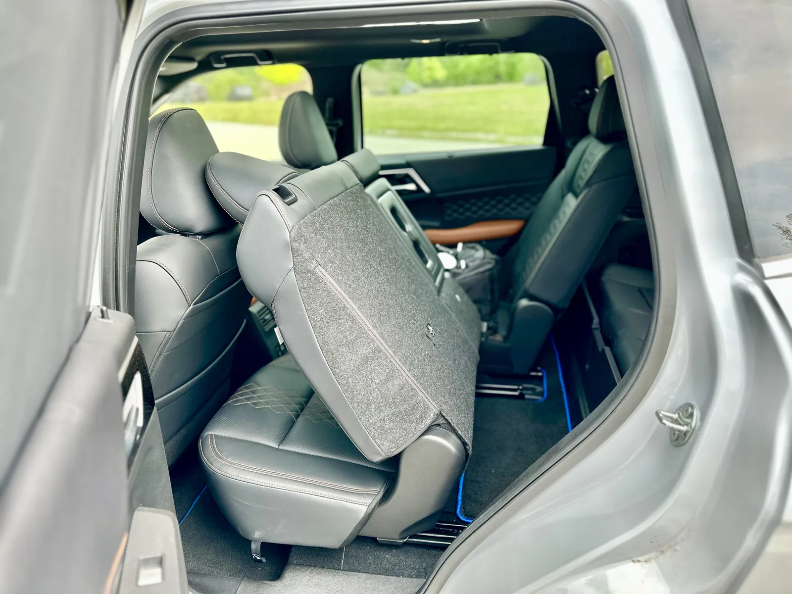 2023 Mitsubishi Outlander PHEV: The Gateway into Electrification