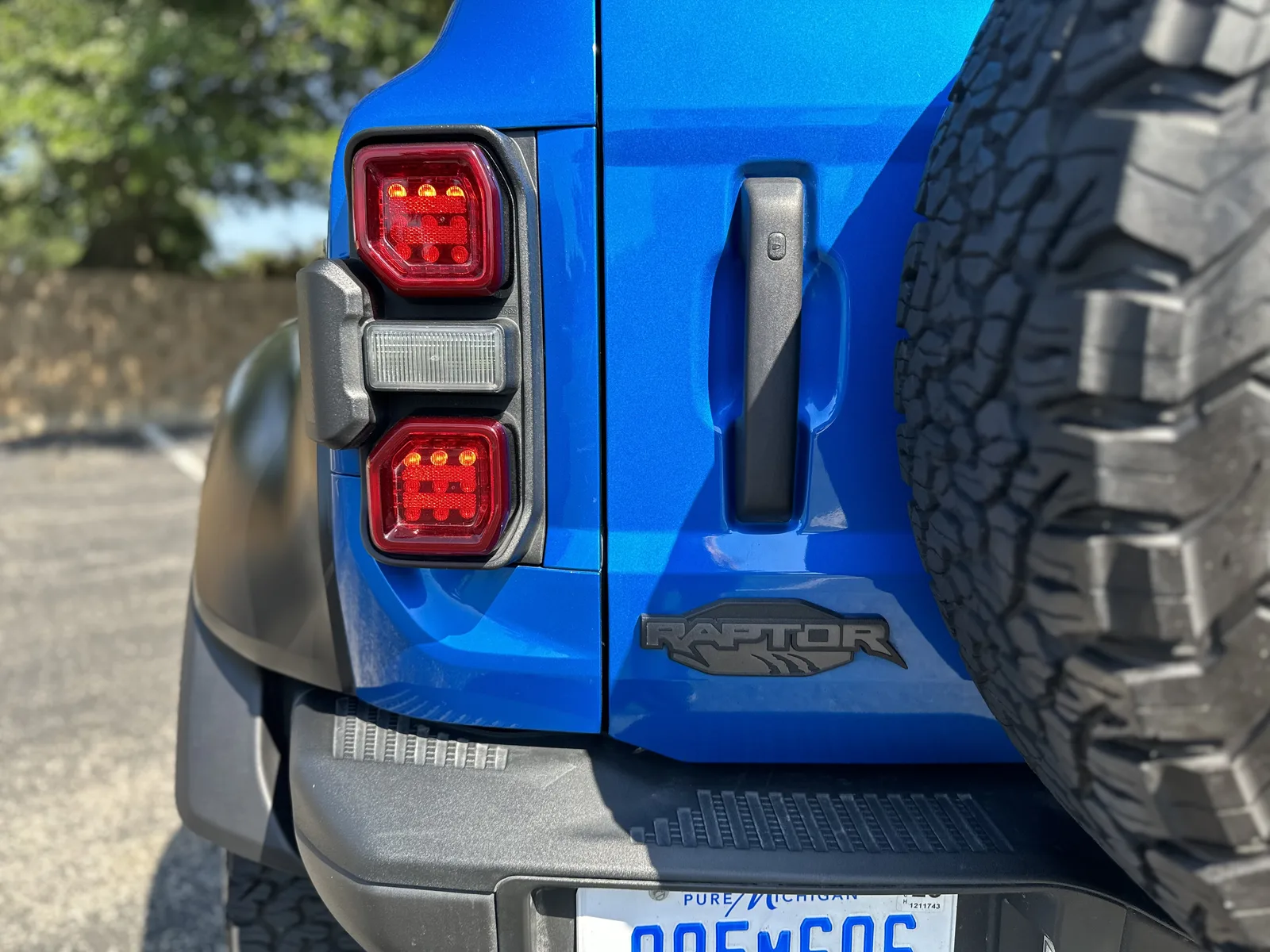Ford Bronco Raptor: On-Road Deep Dive Is It Better than a Benz?