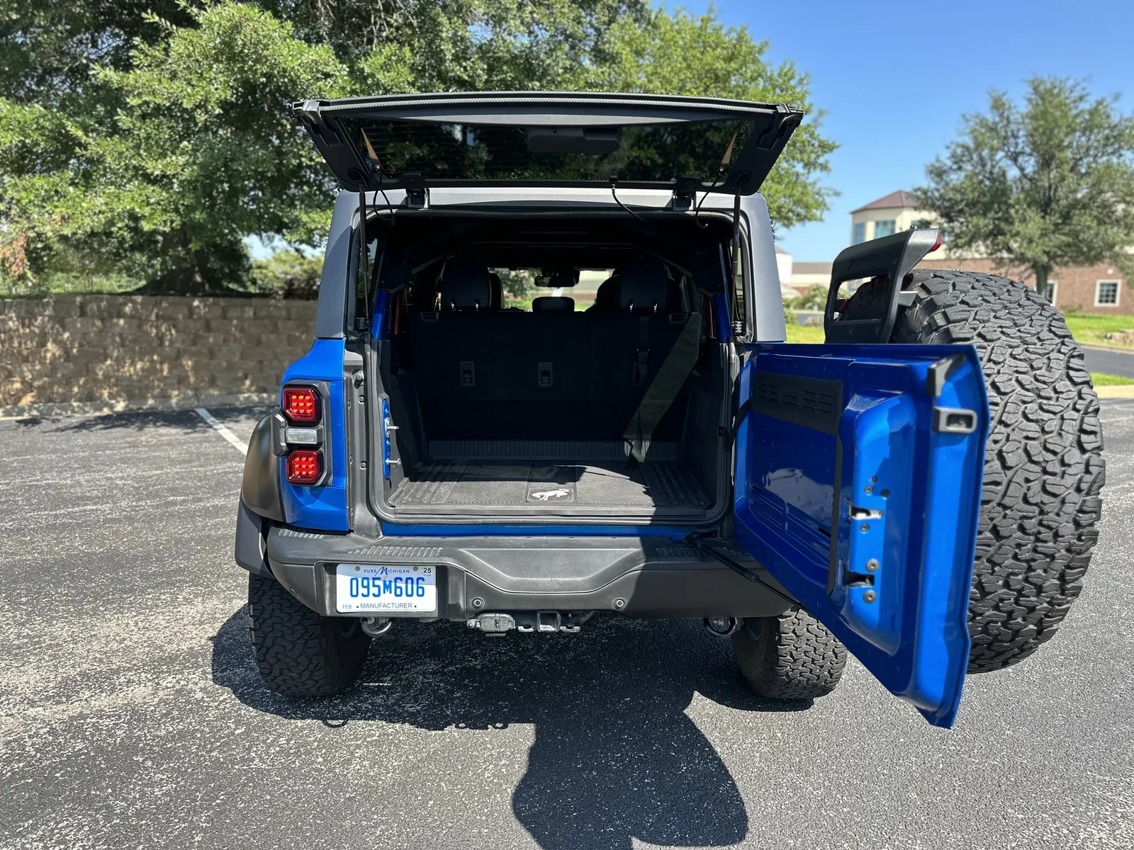 Ford Bronco Raptor: On-Road Deep Dive Is It Better than a Benz?