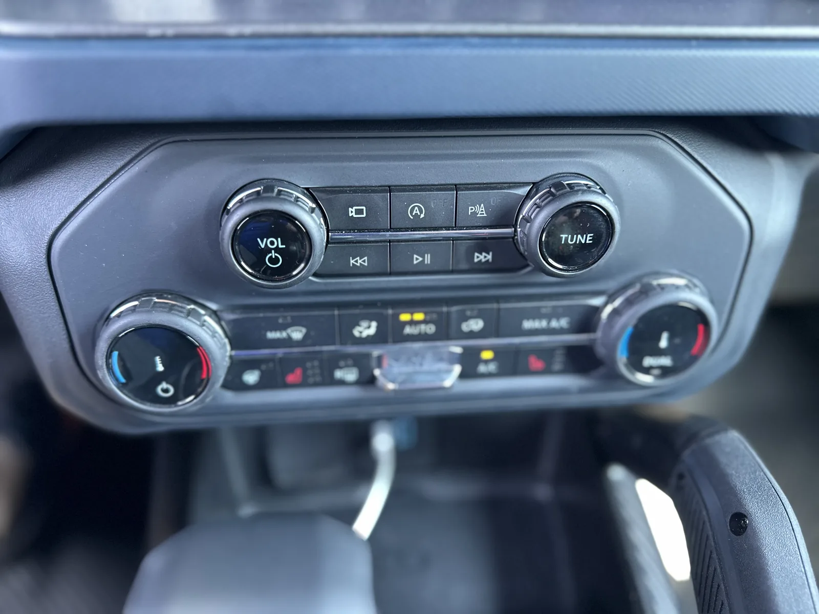 Ford Bronco Raptor: On-Road Deep Dive Is It Better than a Benz?