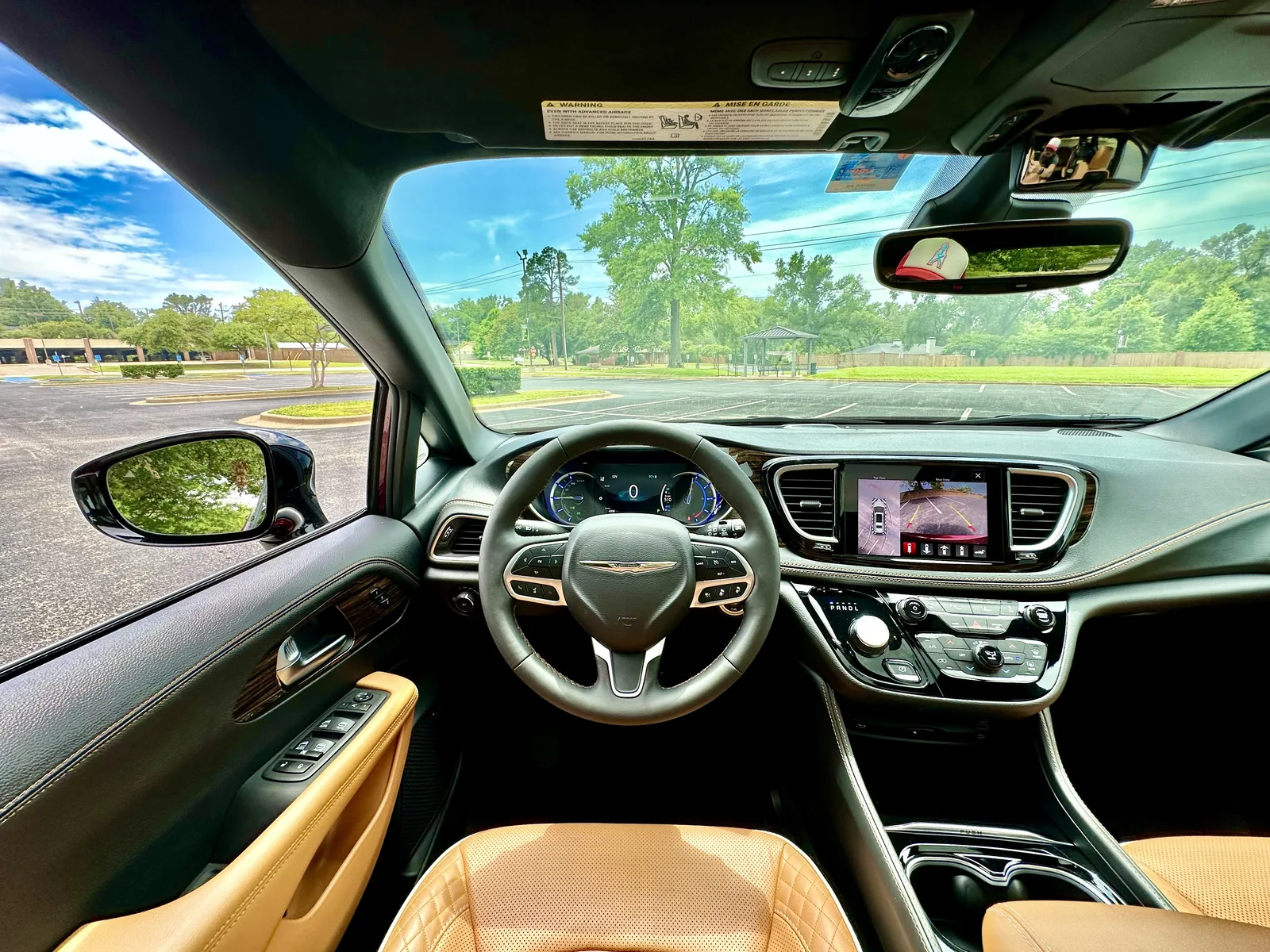 2023 Chrysler Pacifica eHybrid Pinnacle: Better than a Telluride or Tahoe?
