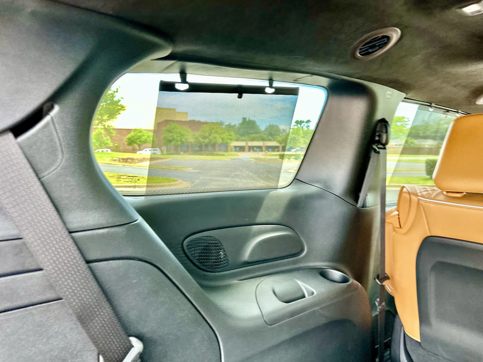 2023 Chrysler Pacifica eHybrid Pinnacle: Better than a Telluride or Tahoe?