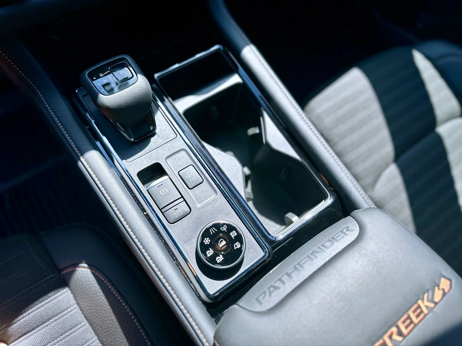 2023 Nissan Pathfinder Rock Creek: A More Rugged Version of Nissan's Popular 3-Row