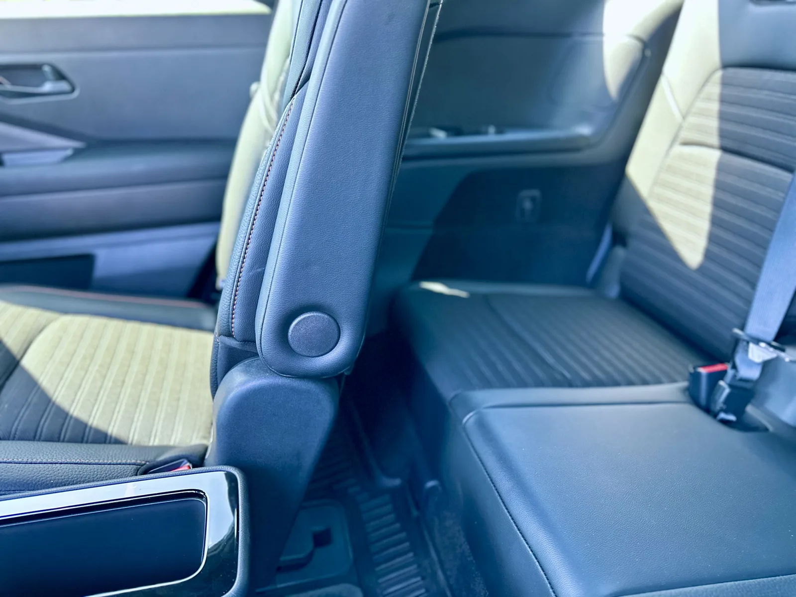 2023 Nissan Pathfinder Rock Creek: A More Rugged Version of Nissan's Popular 3-Row