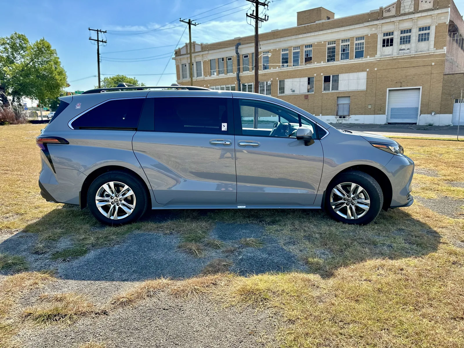 2023 Toyota Sienna XLE Woodland Edition: A Lifted Off-Road Minivan