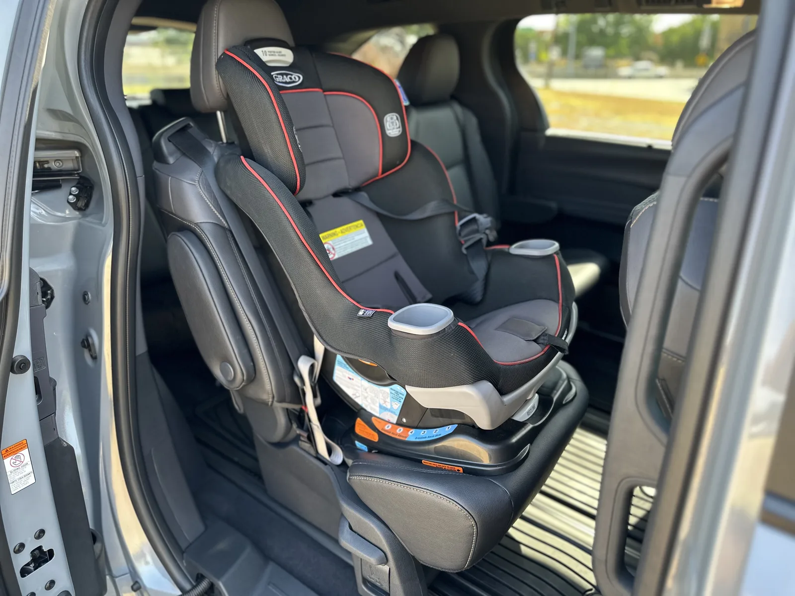 2023 Toyota Sienna XLE Woodland Edition: A Lifted Off-Road Minivan