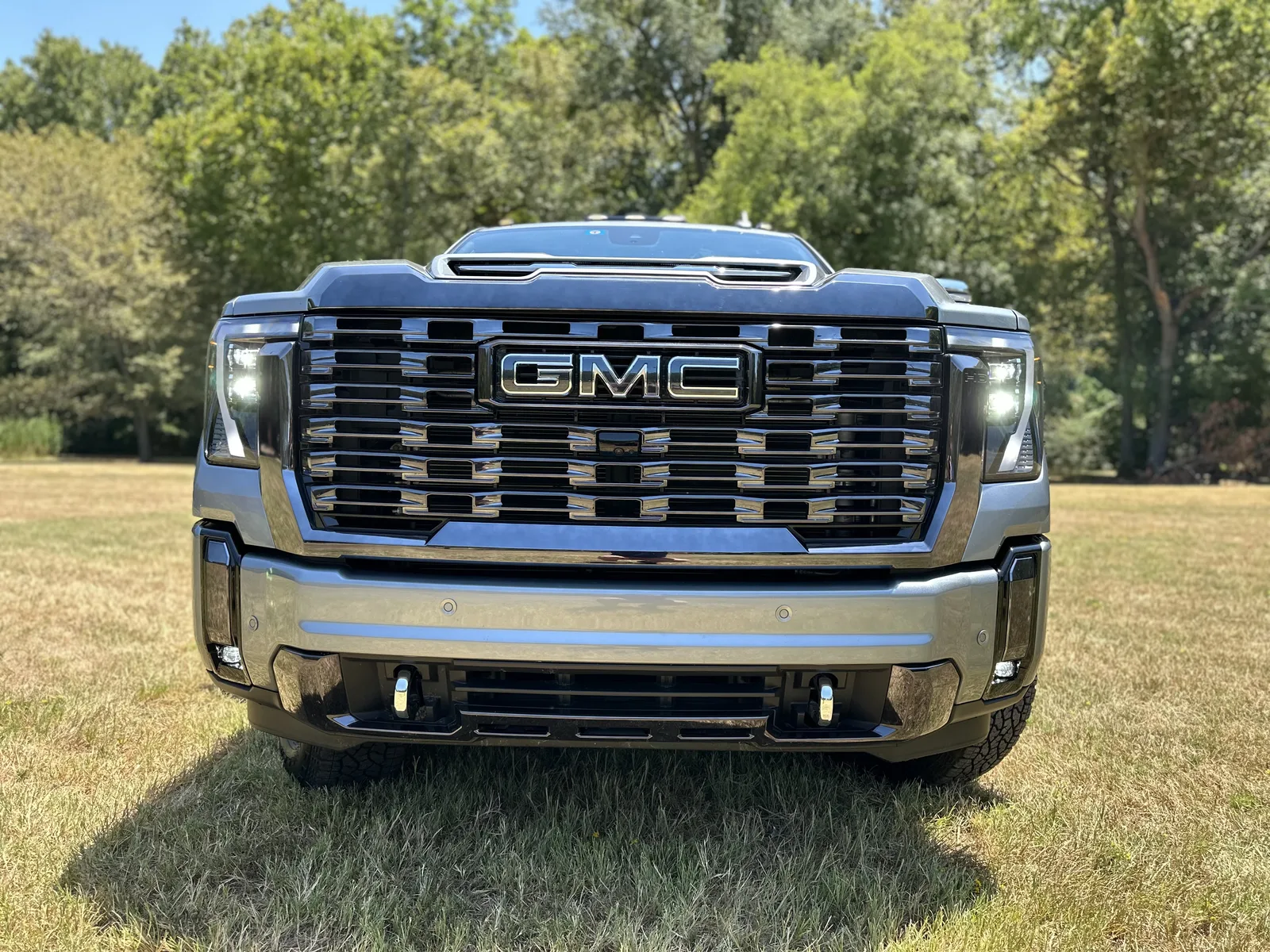 2024 GMC Sierra 2500 HD Denali Ultimate: A Luxurious House on Wheels