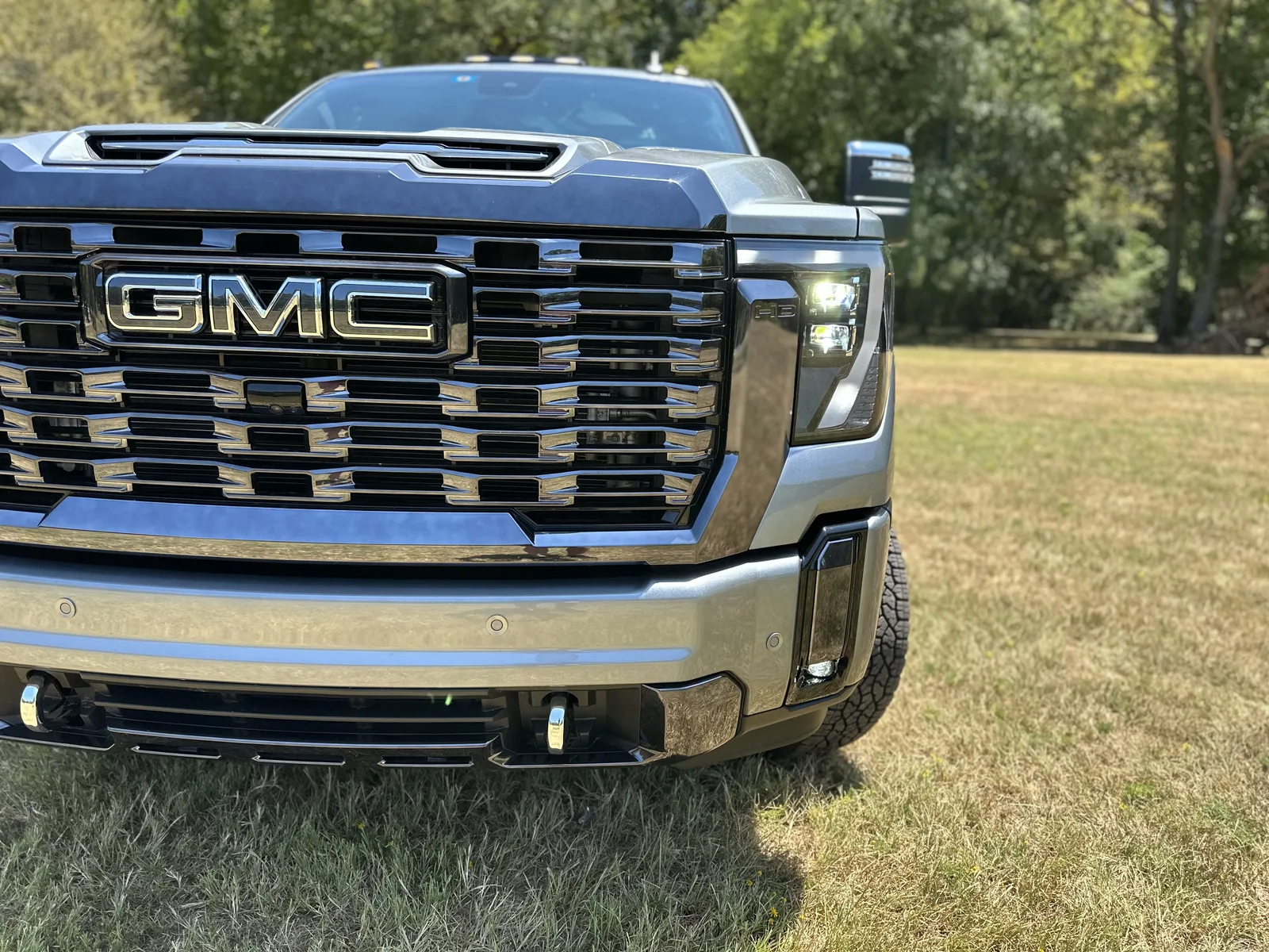 2024 GMC Sierra 2500 HD Denali Ultimate: A Luxurious House on Wheels