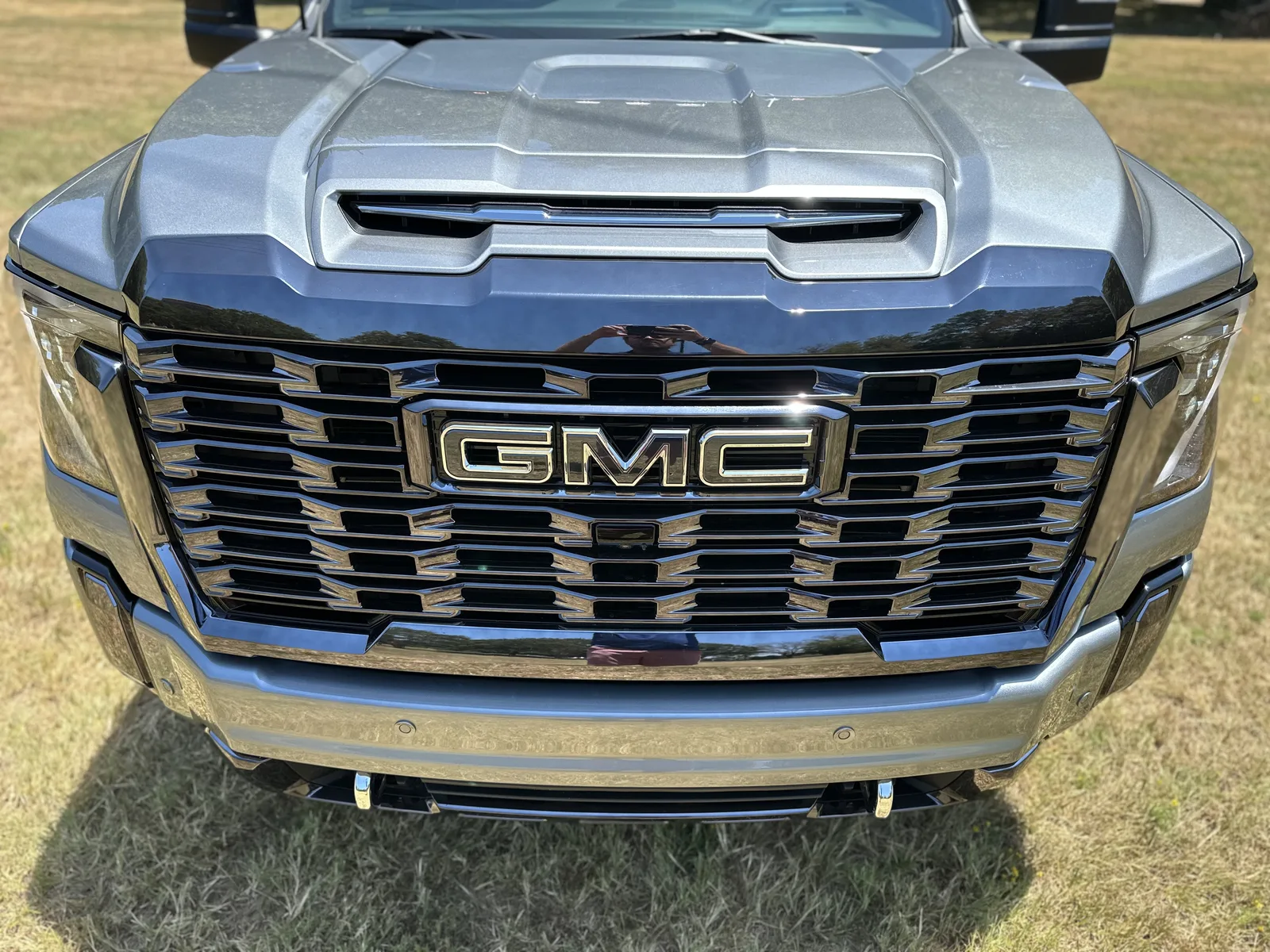 2024 GMC Sierra 2500 HD Denali Ultimate: A Luxurious House on Wheels