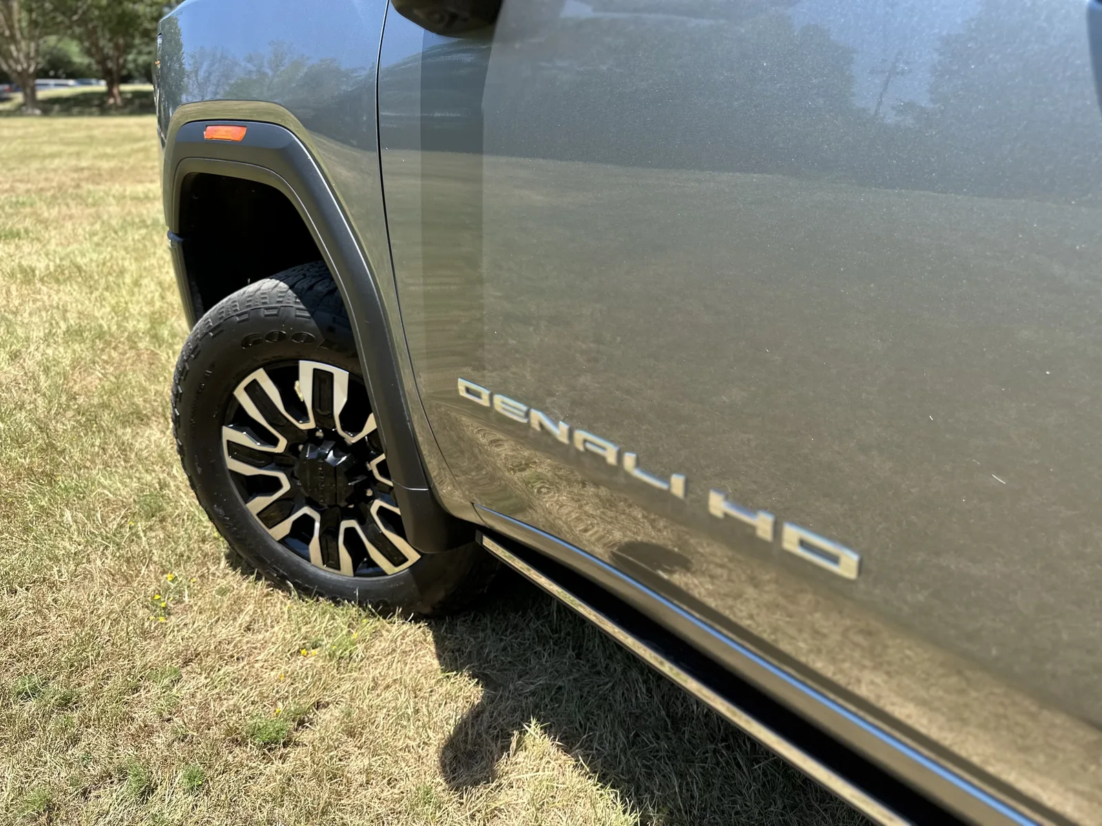 2024 GMC Sierra 2500 HD Denali Ultimate: A Luxurious House on Wheels
