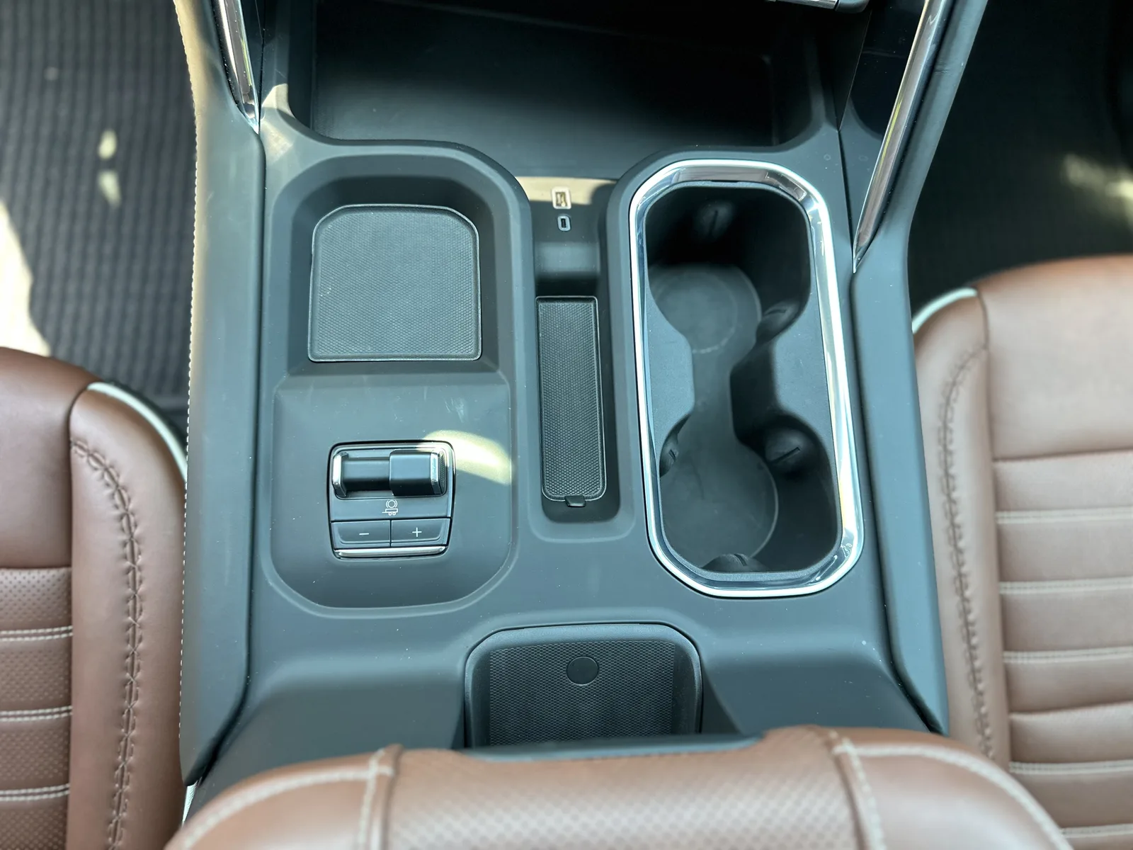 2024 GMC Sierra 2500 HD Denali Ultimate: A Luxurious House on Wheels