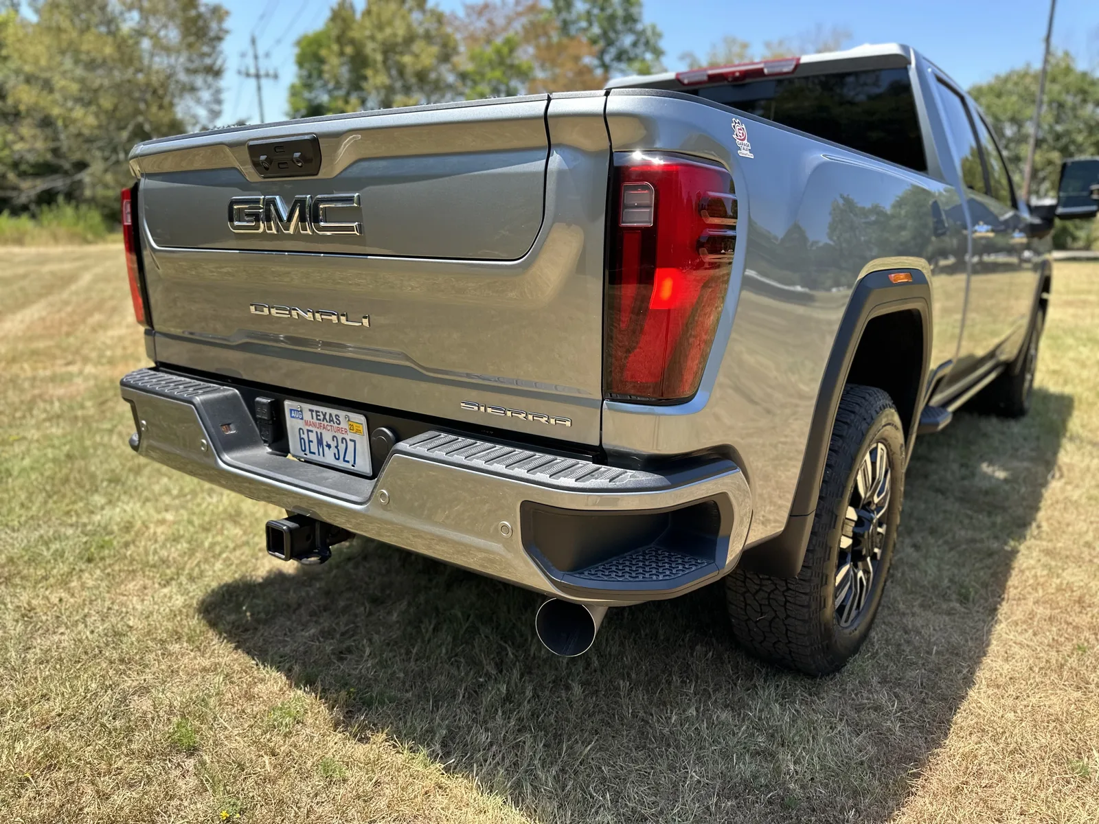 2024 GMC Sierra 2500 HD Denali Ultimate: A Luxurious House on Wheels