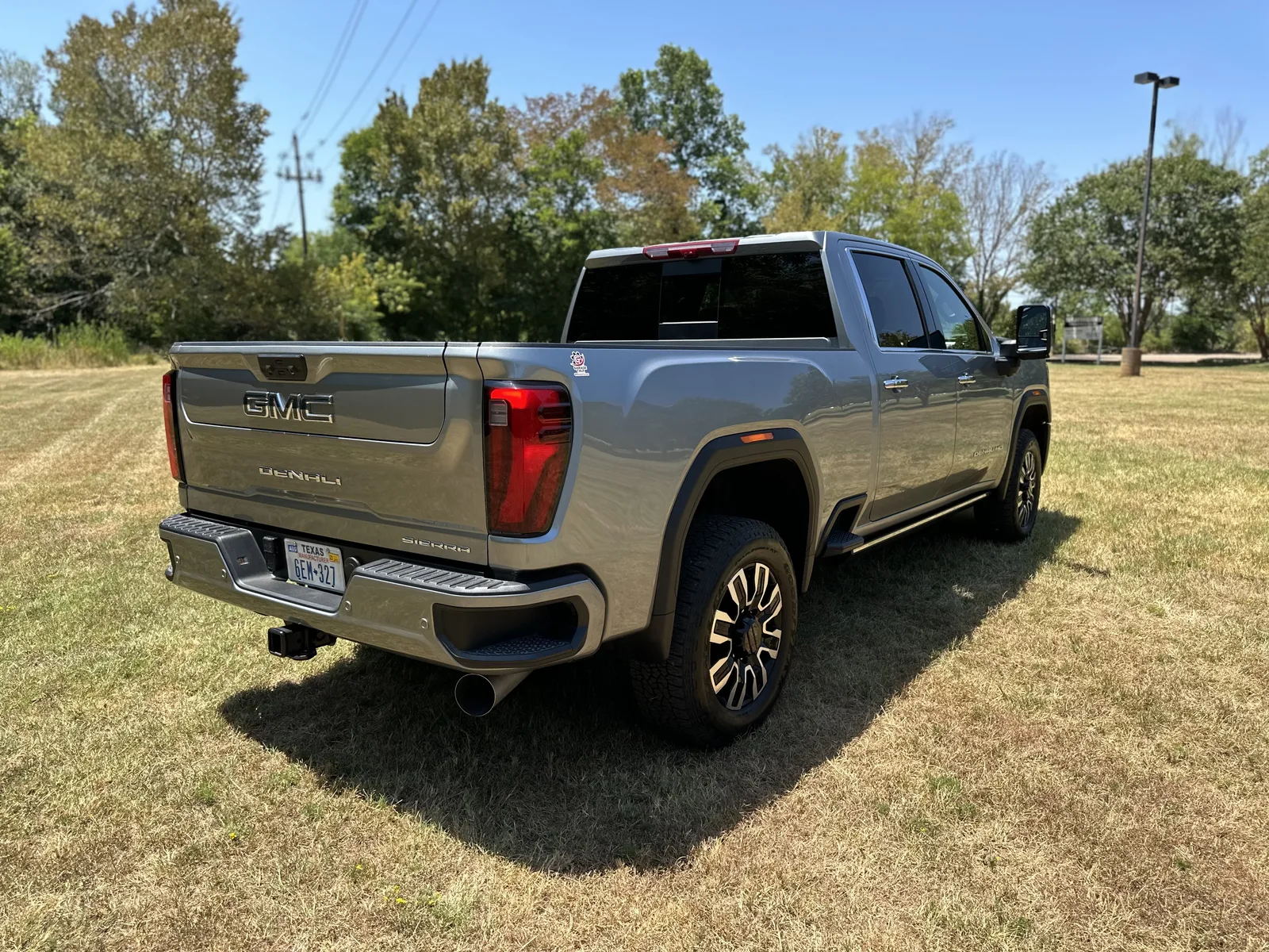 2024 GMC Sierra 2500 HD Denali Ultimate: A Luxurious House on Wheels