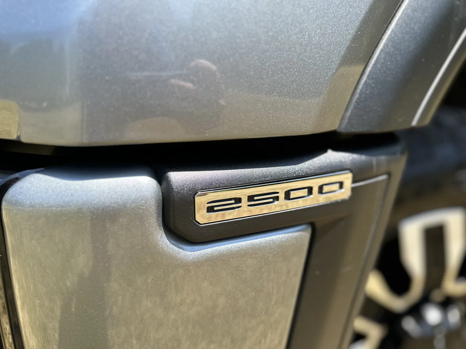 2024 GMC Sierra 2500 HD Denali Ultimate: A Luxurious House on Wheels