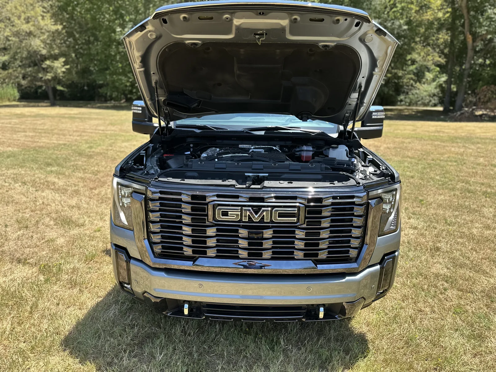 2024 GMC Sierra 2500 HD Denali Ultimate: A Luxurious House on Wheels