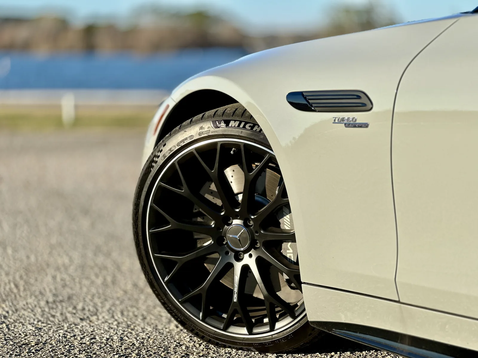 2023 Mercedes-AMG SL43 | A 0,000 Disappointment