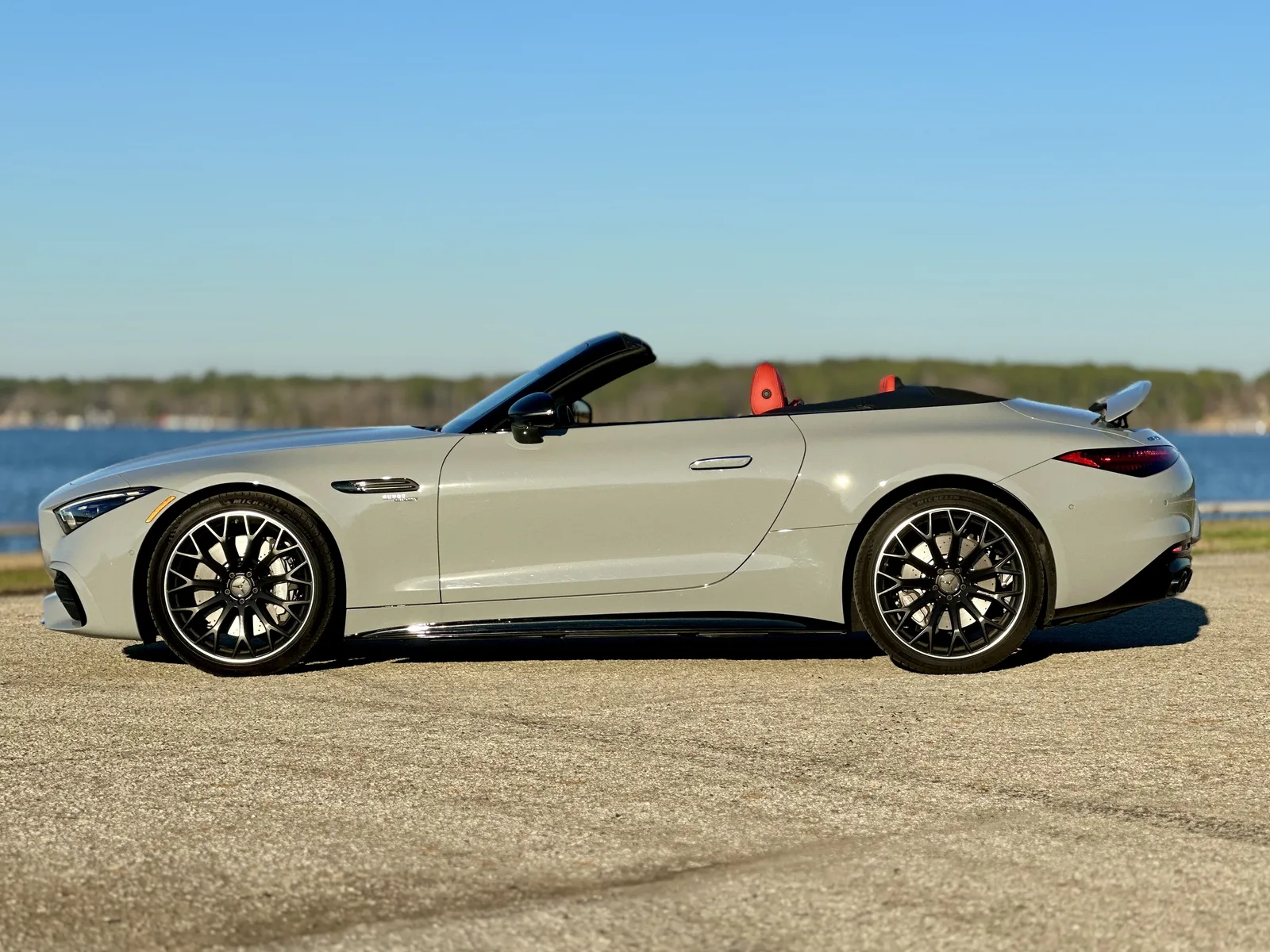 2023 Mercedes-AMG SL43 | A 0,000 Disappointment