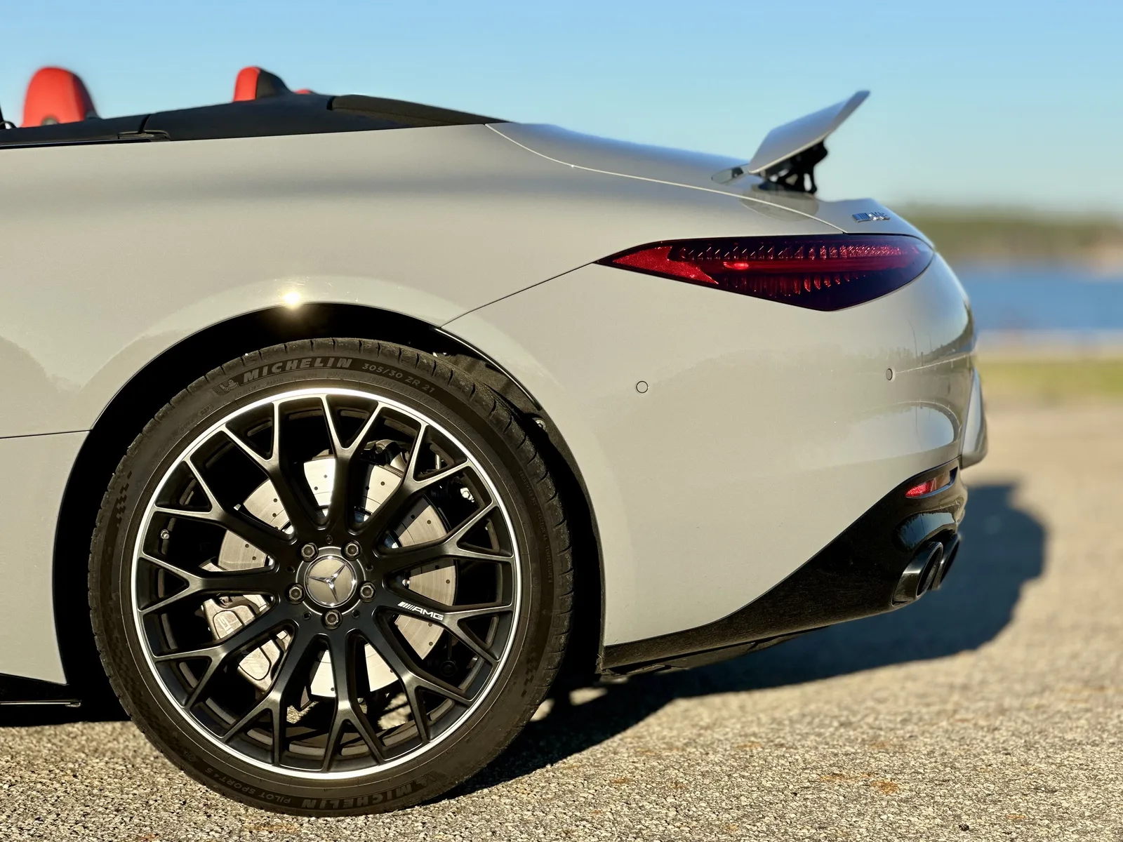 2023 Mercedes-AMG SL43 | A 0,000 Disappointment