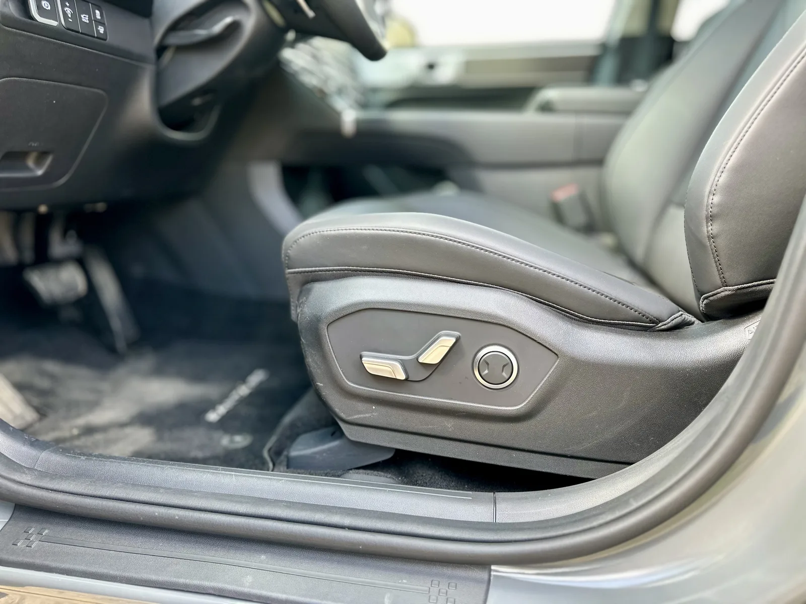 We Drive the New 2024 Hyundai Santa Fe Calligraphy and XRT