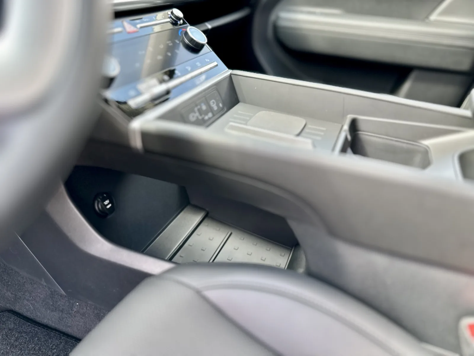 We Drive the New 2024 Hyundai Santa Fe Calligraphy and XRT