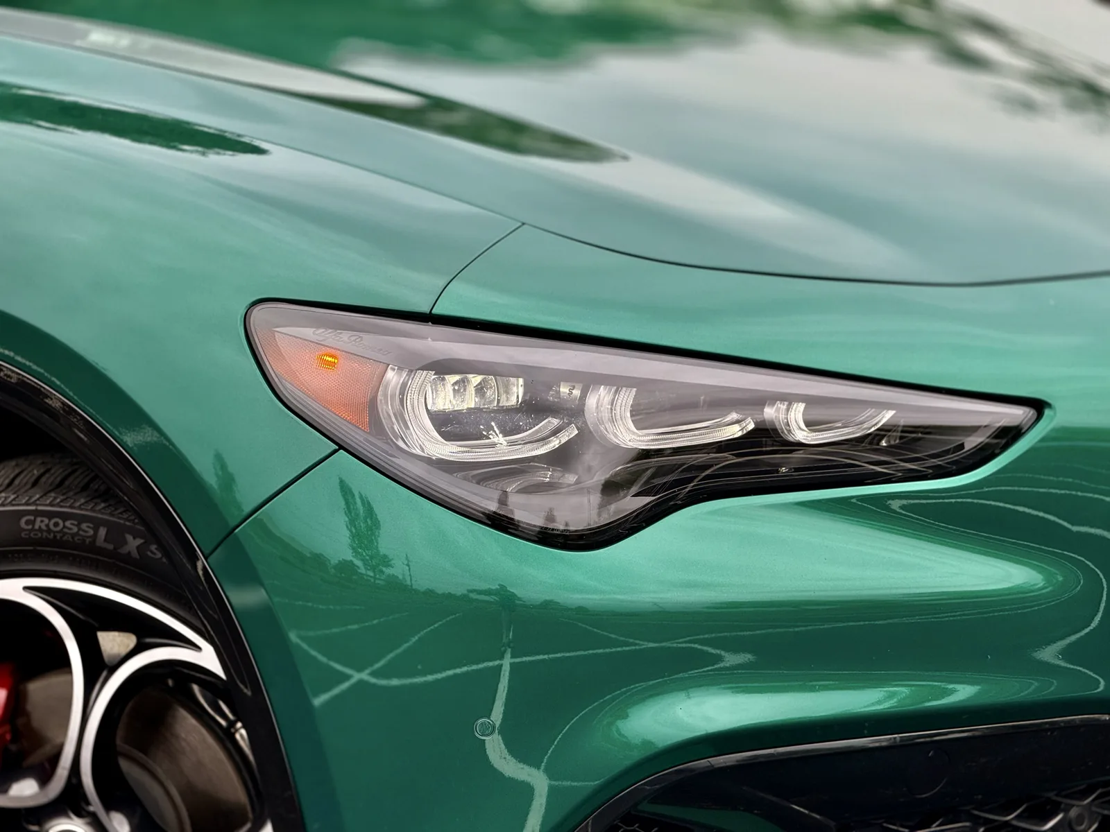 2025 Alfa Romeo Stelvio Veloce AWD Review: The Italian Stallion of Sporty SUVs