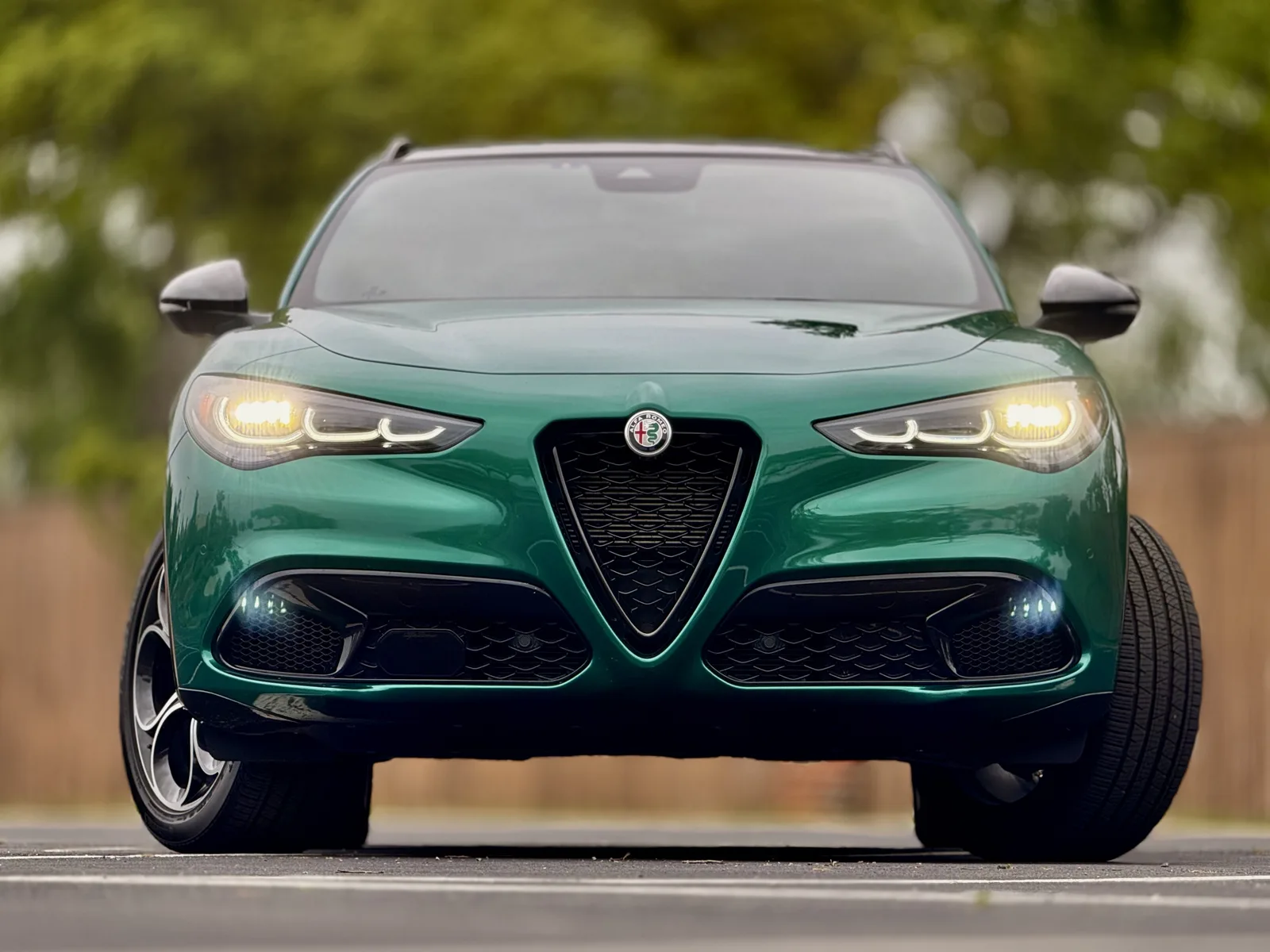 2025 Alfa Romeo Stelvio Veloce AWD Review: The Italian Stallion of Sporty SUVs