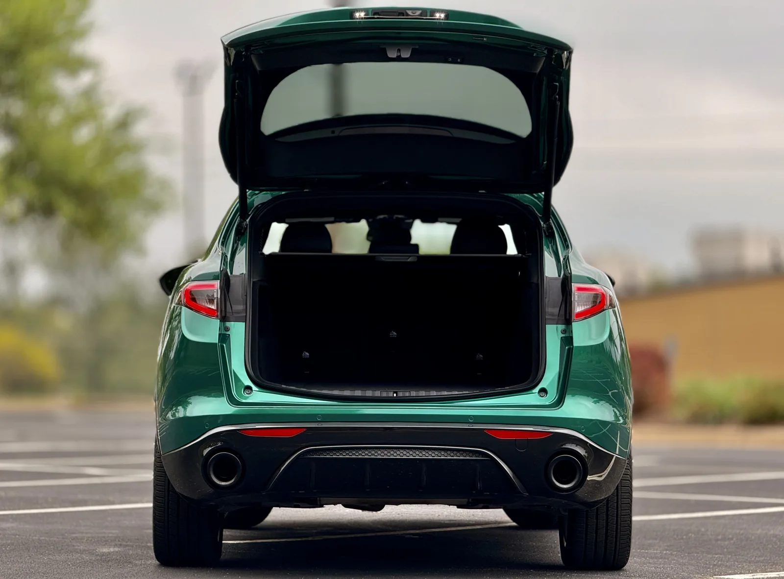2025 Alfa Romeo Stelvio Veloce AWD Review: The Italian Stallion of Sporty SUVs
