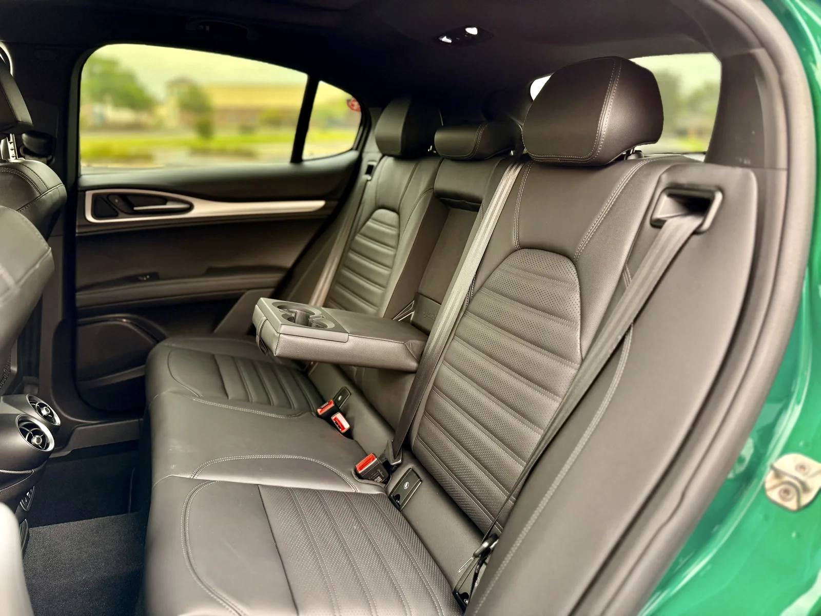 2025 Alfa Romeo Stelvio Veloce AWD Review: The Italian Stallion of Sporty SUVs