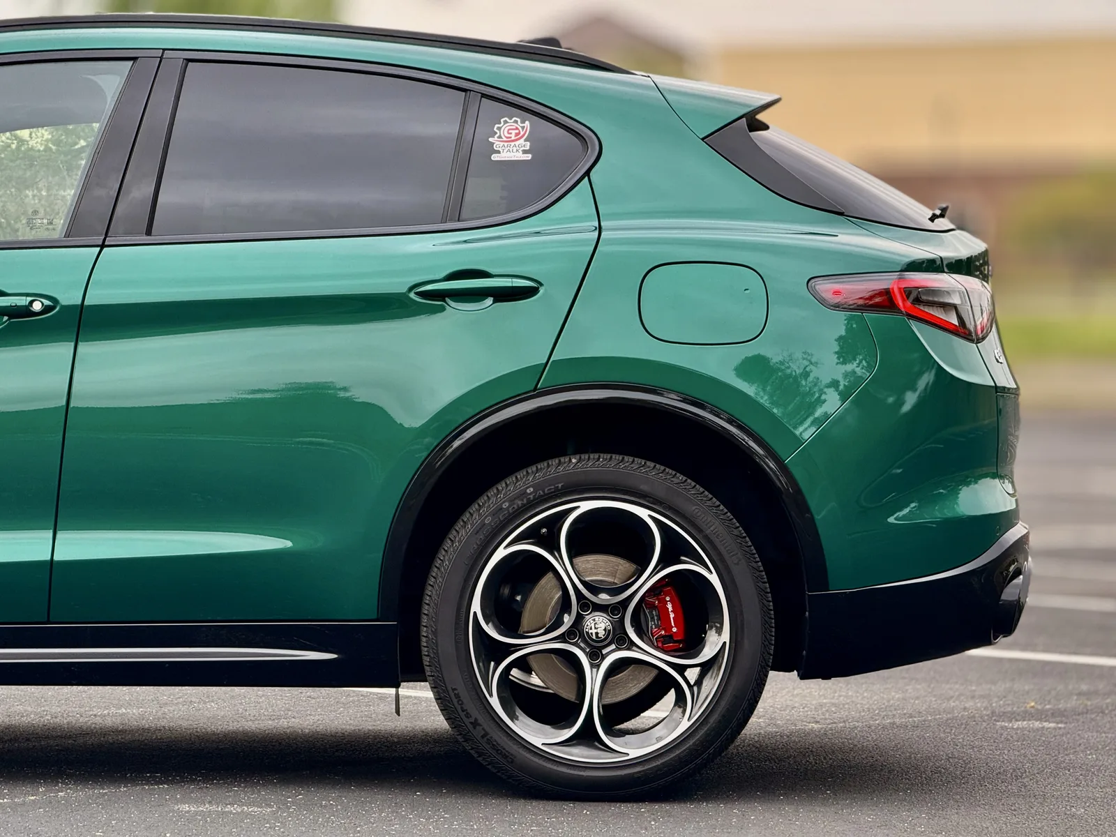 2025 Alfa Romeo Stelvio Veloce AWD Review: The Italian Stallion of Sporty SUVs