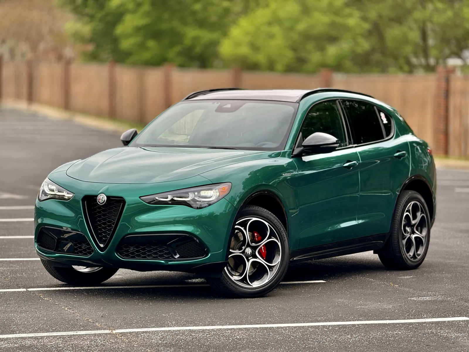 2025 Alfa Romeo Stelvio Veloce AWD Review: The Italian Stallion of Sporty SUVs