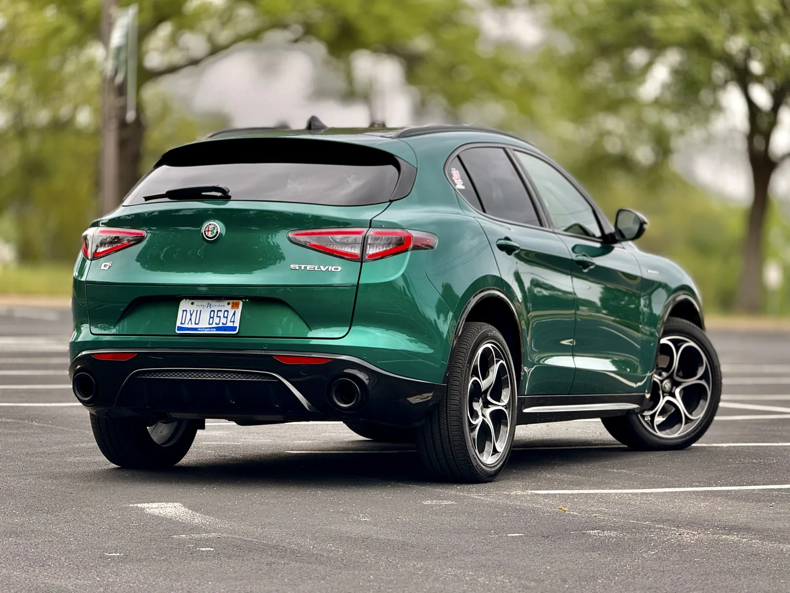 2025 Alfa Romeo Stelvio Veloce AWD Review: The Italian Stallion of Sporty SUVs