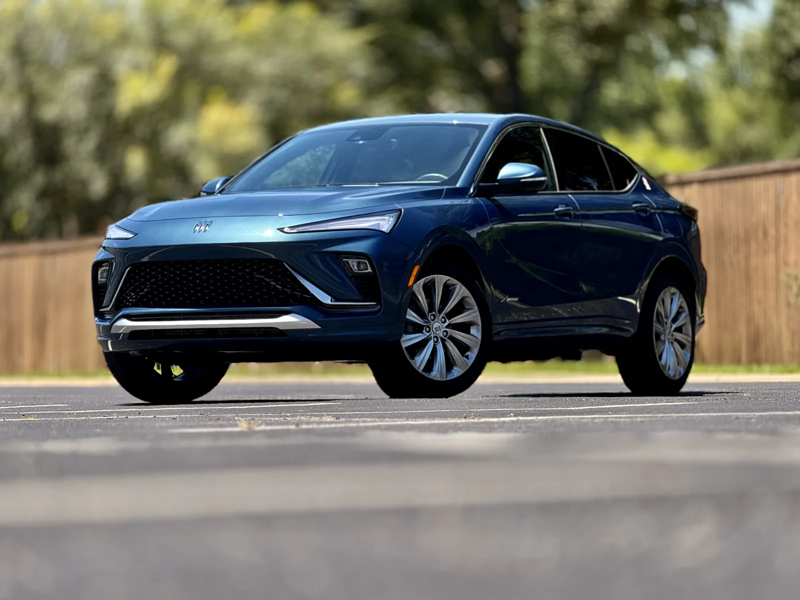 2025 Buick Envista Avenir in Ocean Blue Metallic