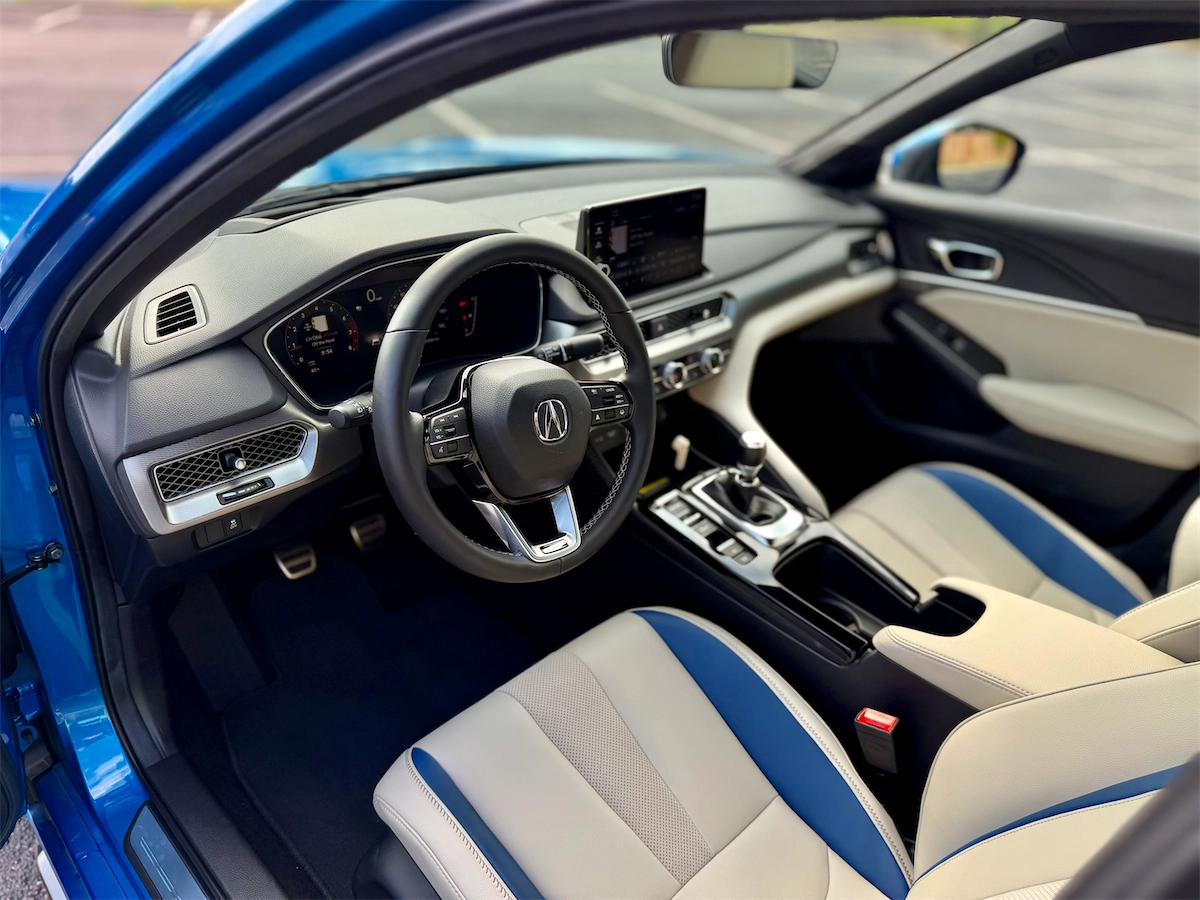 Acura Integra A-Spec dashboard and climate controls