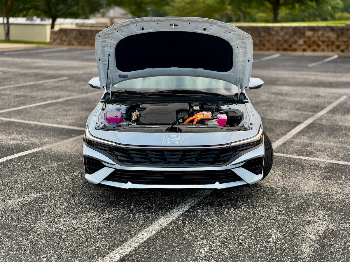 2026 Hyundai Elantra Hybrid engine bay