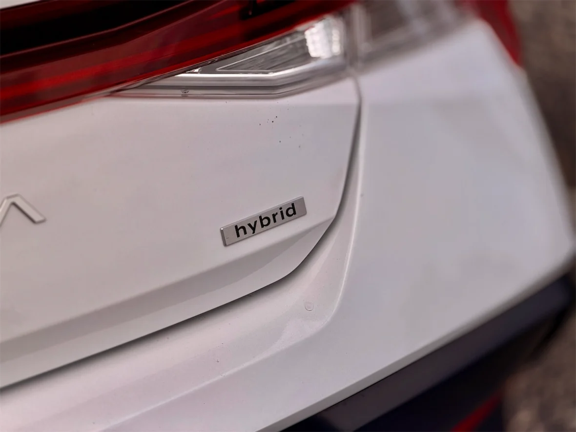 2026 Hyundai Elantra Hybrid hybrid badge